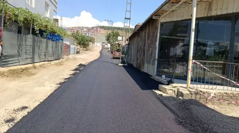 Başkan Çelik: “altyapısı Tamamlanan Yolları Hızla Asfaltlıyoruz”