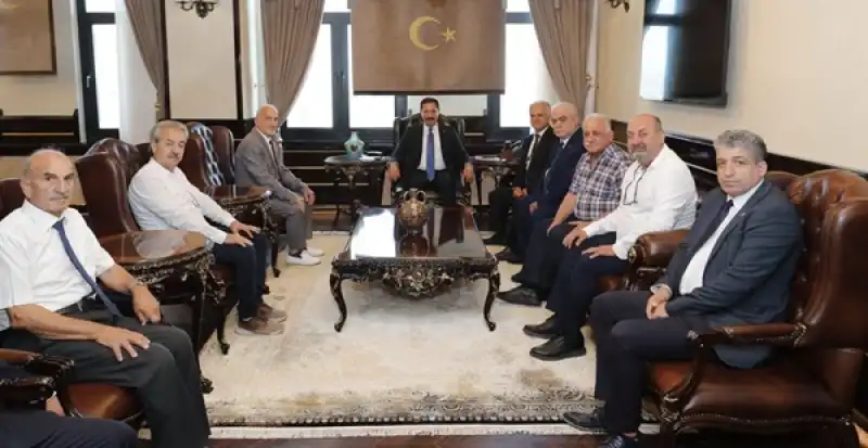Hatay ASKF’nin Yeni Yönetiminden Vali Masatlı’ya Nezaket Ziyareti