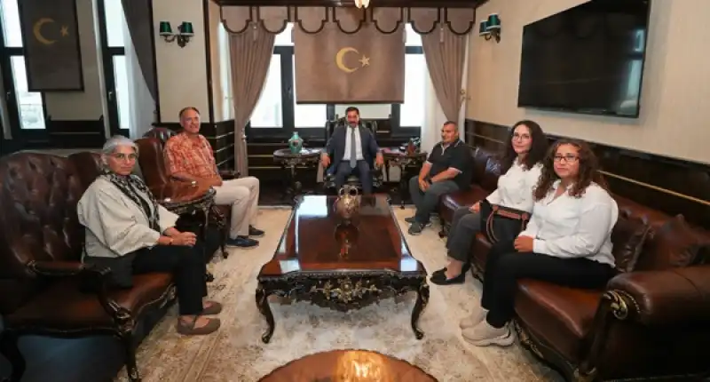 Kazı Ekibi Vali Masatlı’yı Ziyaret Etti