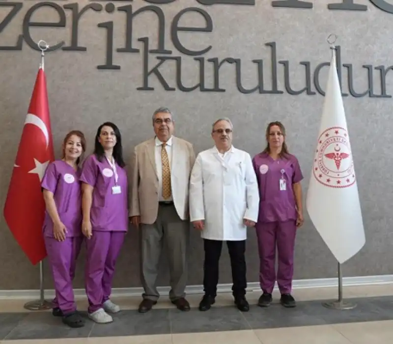 Hatay’da Sağlık Camiası Yeni Kıyafetleriyle Sahada!