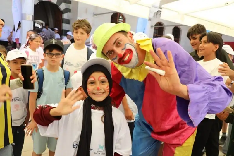 Çocuklar Yaz Okulu Cami Buluşmalarında Bir Araya Geldi