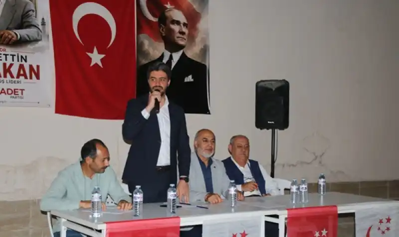 Çalışkan Altınözü’nde Konuştu: Ülkenin Gerçek Gündemi Yoksulluk Ve Işsizliktir