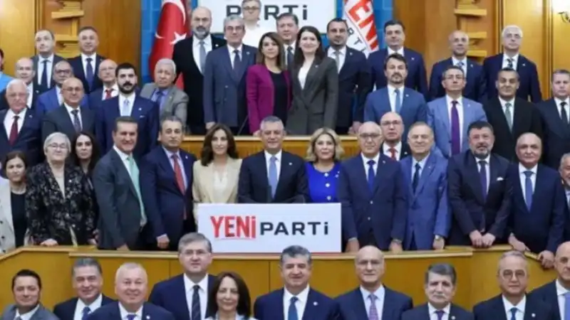 YENİ Partili 91 Milletvekili, Bir Aylık Maaşlarını Partiye Bağışlama Kararı Aldı.