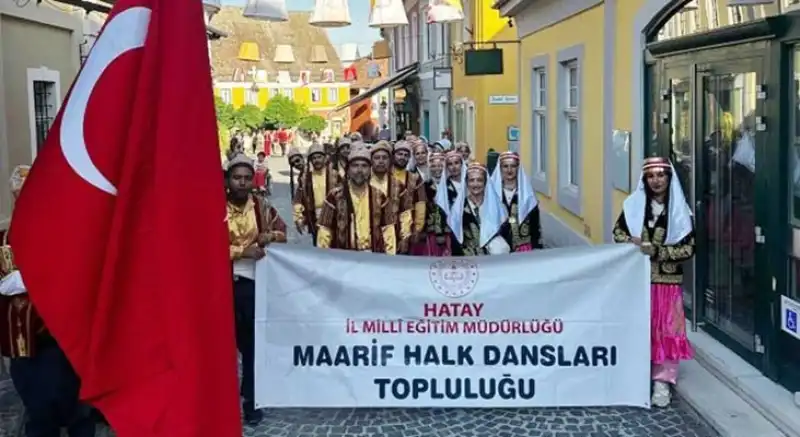 Hataylı öğretmenler, Macaristan’da Türkiye’yi Temsil Etti