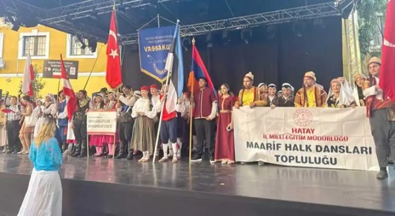 Hataylı öğretmenler, Macaristan’da Türkiye’yi Temsil Etti