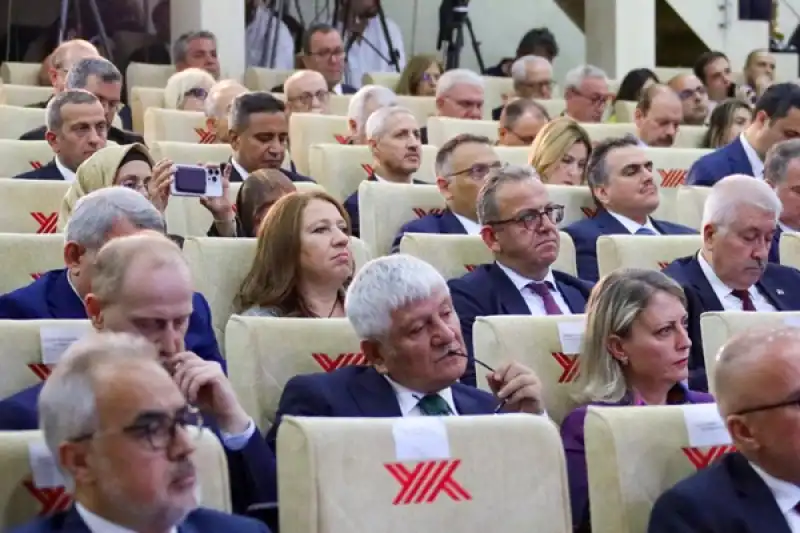 HMKÜ Yöneticileri ‘COP31 Yolunda Bilim Diplomasisi: Akademi Lansmanı’ Programına Katıldı