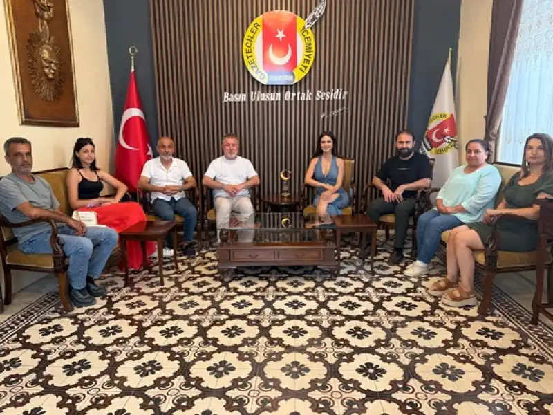 Hataylı Sanatçı İmren Çapanoğlu, Milyonfest Arsuz Öncesi İGC’de Gazetecilerle Buluştu