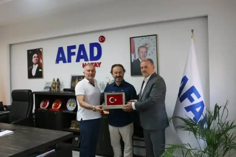 Memur-Sen’den Taner Bayındır’a Veda Ziyareti