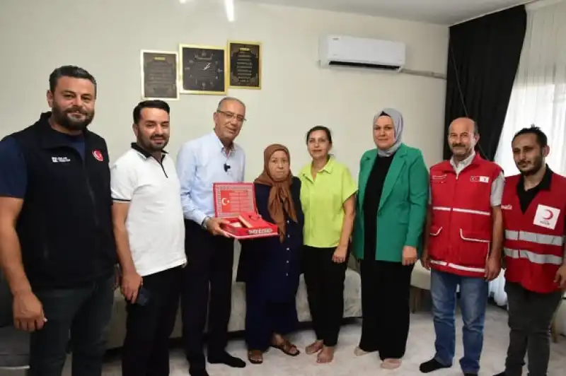 Yapardan Şehit Ailesine Vefa Ziyareti