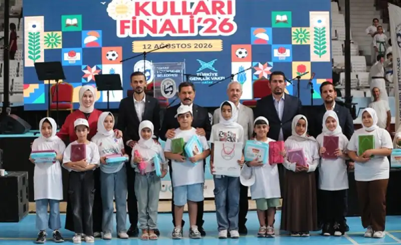 Yaz Okulları Finalinde Binlerce Genç Buluştu