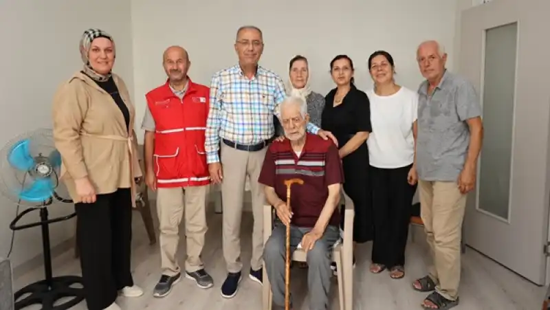Başkan Yapar, Akevler Mahallesi Sakinlerini Ziyaret Etti