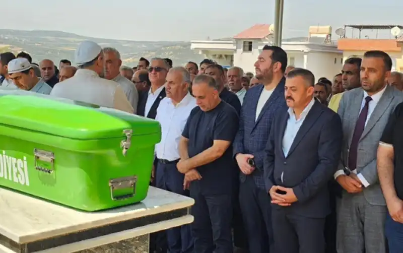 Başkan Sarı’nın Abisi Rafet Sarı Dualarla Uğurlandı