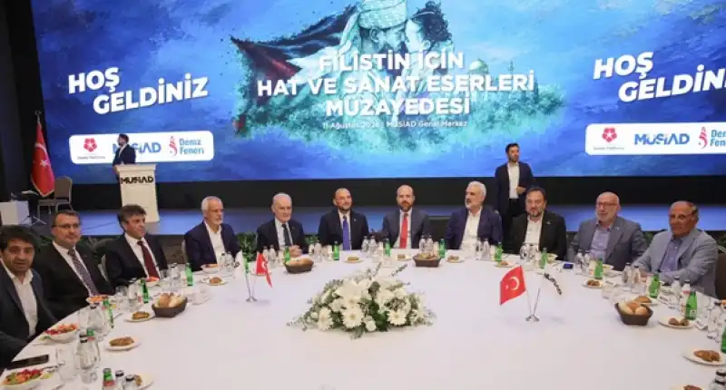 Filistin İçin Hat Ve Sanat Eserleri Müzayedesini Gerçekleştirdik