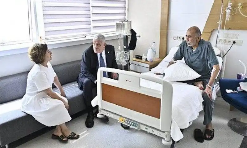 Genel Başkandan Hatay Milletvekiline Geçmiş Olsun Ziyareti