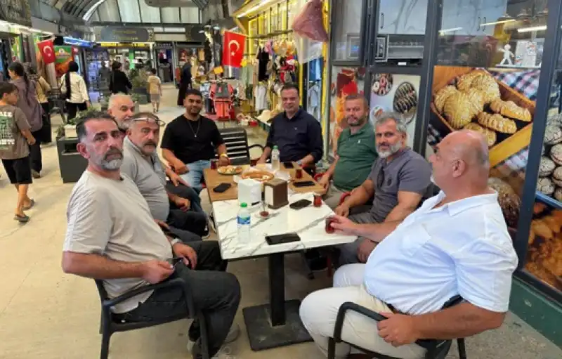 Aziz Fatih Yılmaz’dan Tarihi Uzun Çarşı Esnafına Ziyaret