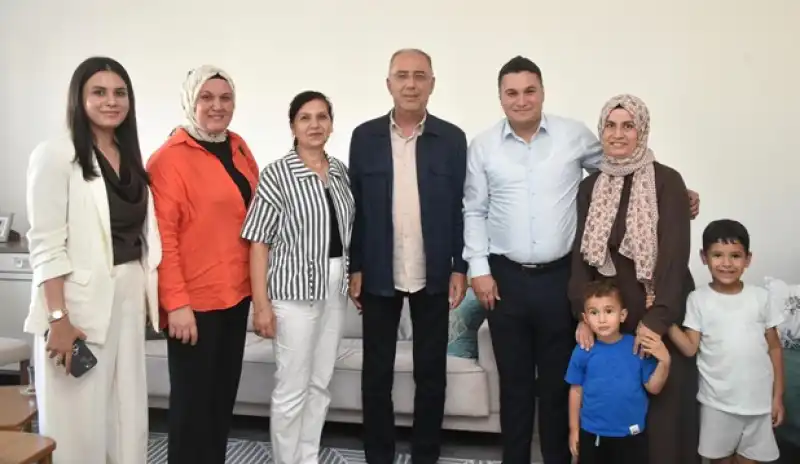 Başkan Yapar, Dikmece Mahallesi Sakinlerini Ziyaret Etti