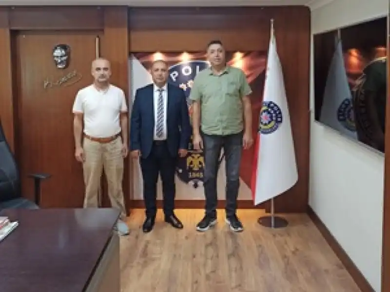 Yazarlardan İskenderun İlçe Emniyet Müdürü Ertuğrul Ekici’ Ye Hoş Geldin Ziyareti
