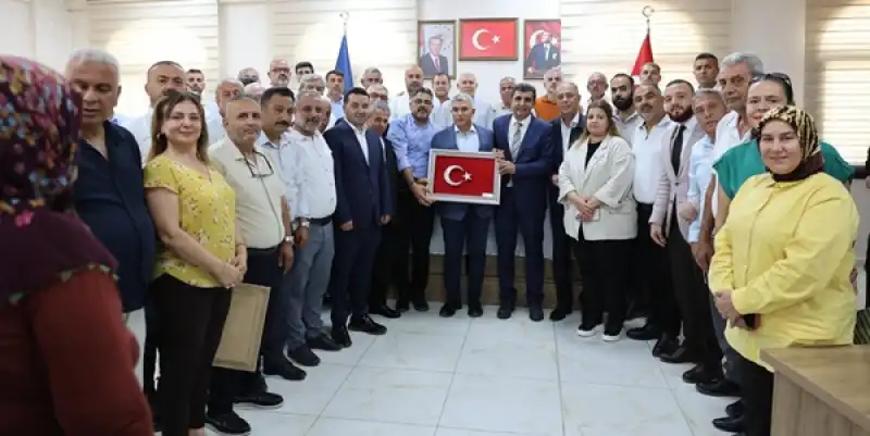 Muhtarlardan Hatay’ın Ayağa Kalkışına Katkı Sunanlara Vefa