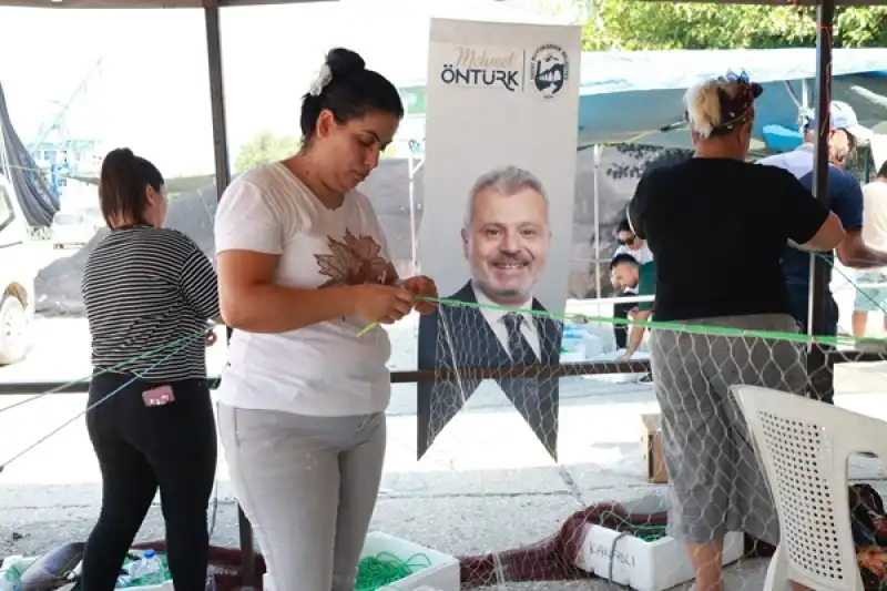Samandağ’da Balık Ağları örülüyor, üretim Güçleniyor