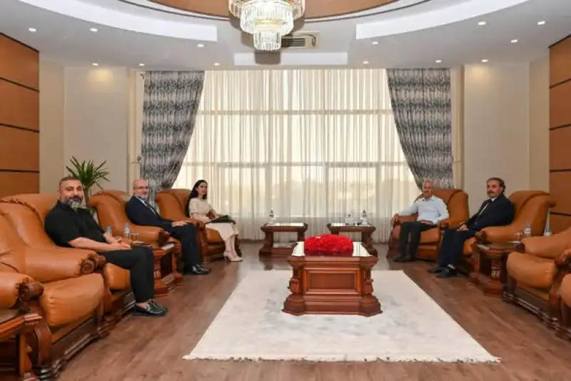 HMKÜ’ye Kızılay'dan Teşekkür Ziyareti
