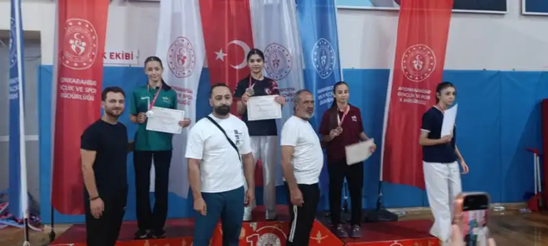Karate Takımı’ndan Yeni Bir Başarı