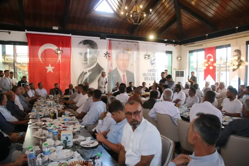 Başkan Öntürk Altınözü’ne Yapılan Hizmetleri Muhtarlara Anlattı