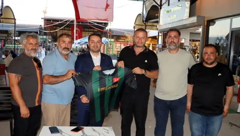 Uzun Çarşının Anı Formaları Sahiplerini Buluyor
