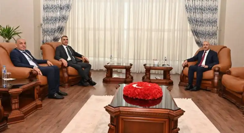 Mutta: “MKÜ’nün Başarısı, Rektör Eren Ve Ekibinin Gayretlerinin Sonucudur”