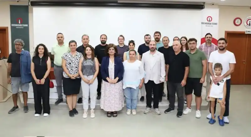 İSTE'de Yapay Zekânın Gazetecilik Ve Medya Alanındaki Etkileri 