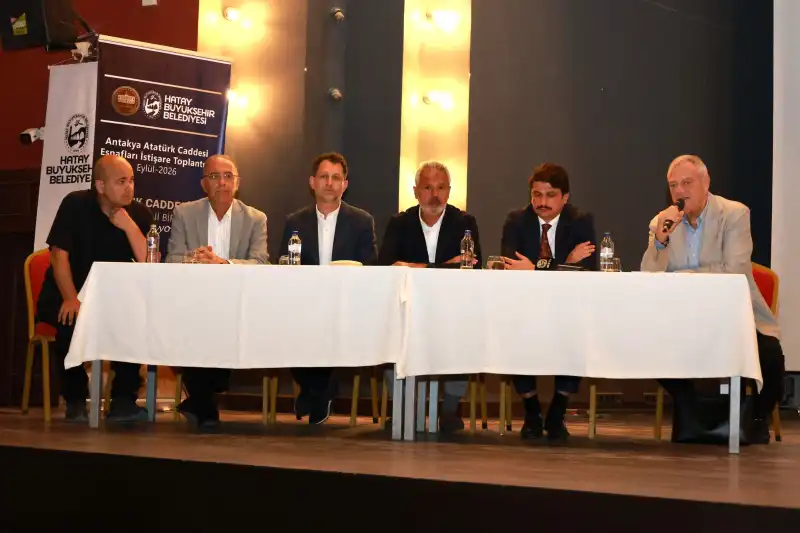 Başkan Öntürk, Atatürk Caddesi Esnafıyla Istişare Toplantısında Buluştu