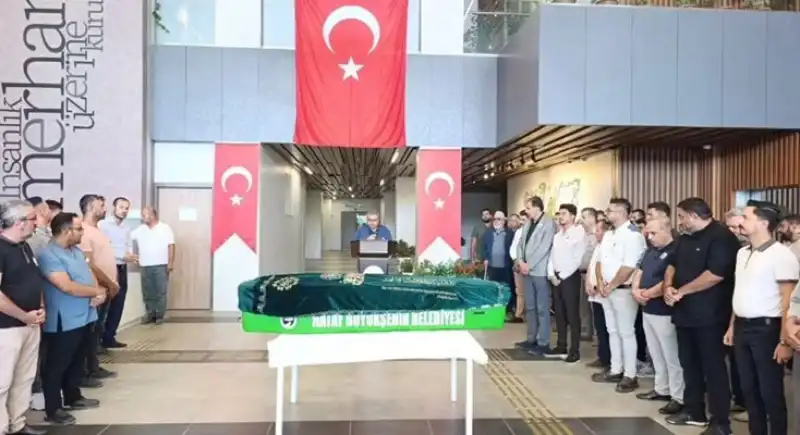 Defne Devlet Hastanesi Hekimlerinden Dr. Okan Derin Hayatını Kaybetti