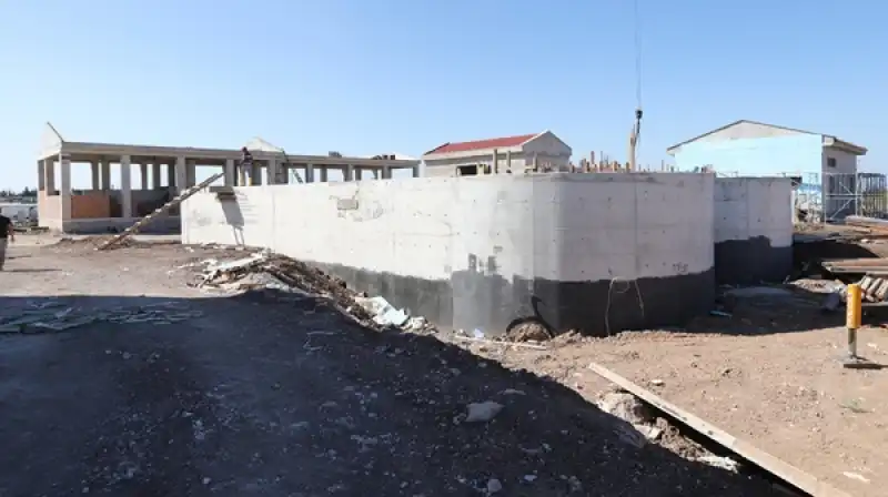Kumlu’da Atık Suları Arıtacak Tesisin %65’i Tamamlandı