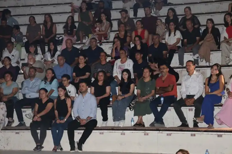 Operanın Seçkin örnekleri Amfi Tiyatro’da çınladı