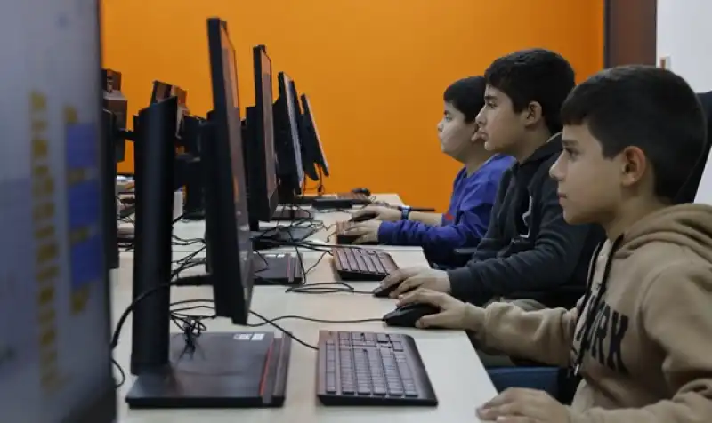 HBB Bilim Merkezi Yeni öğrencilerini Bekliyor