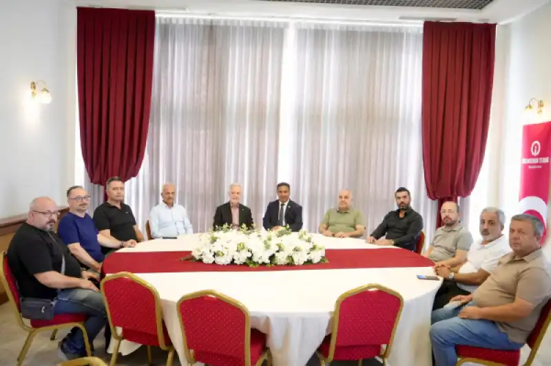 İSTE’de üniversiteye Tatlı Başlangıç