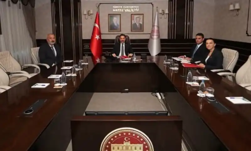 Hatay’ın Sosyal Yardım Karnesi Masada!