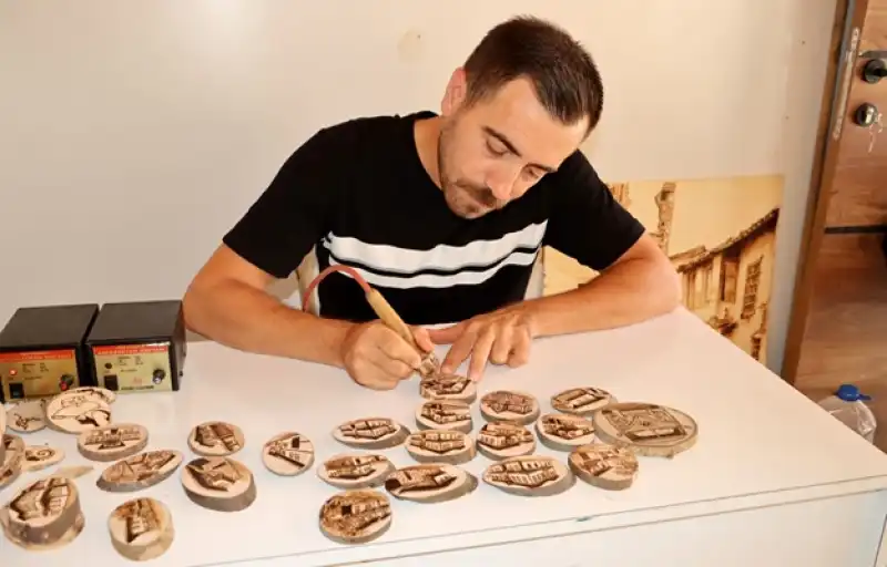 Hüseyin Bilgin Antakya’ya Döndü, Sanatını Yeniden Yakmaya Başladı