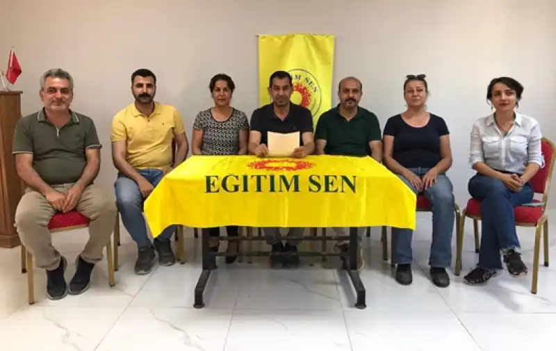 EĞİTİM SEN’den Silahlı Saldırıya Tepki “güvenli Okul, Güvenli Gelecek Istiyoruz!”
