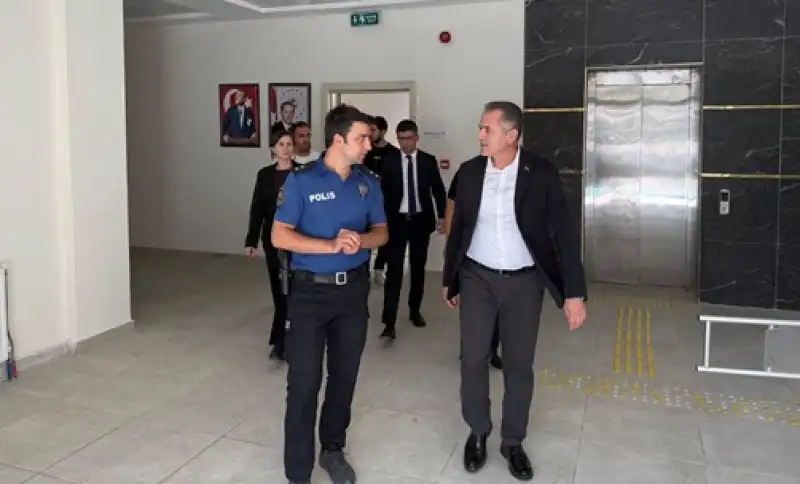 Antakya Emniyeti Yeni Hizmet Binasına Kavuştu