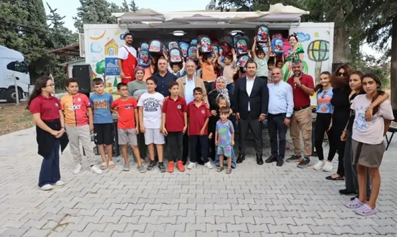 Başkan Yapar, çocuk Şenliği’nde çocuklarla Birlikte Eğlendi