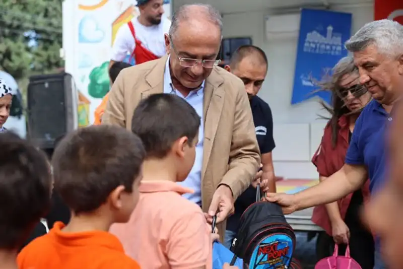 Başkan Yapar, çocuk Şenliği’nde çocuklarla Birlikte Eğlendi