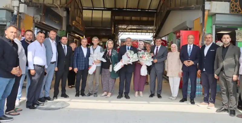 AK Parti Heyetinden Tarihi Uzun Çarşı’ya Ziyaret