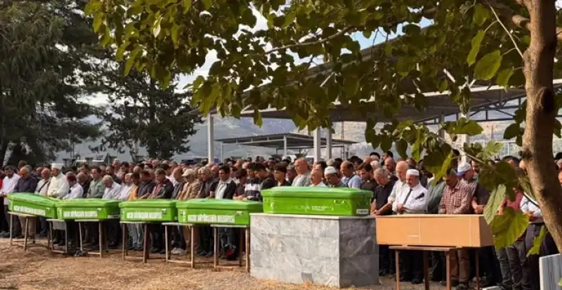 Nurdağı Kazasında Hayatını Kaybeden 7 Hemşehrimiz Son Yolculuğuna Uğurlandı