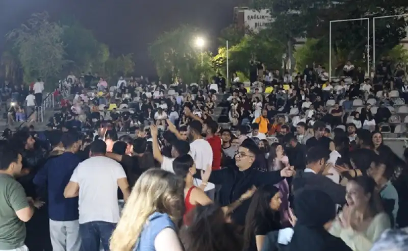 Öğrenciler Yaza HBB Korosuyla Veda Etti