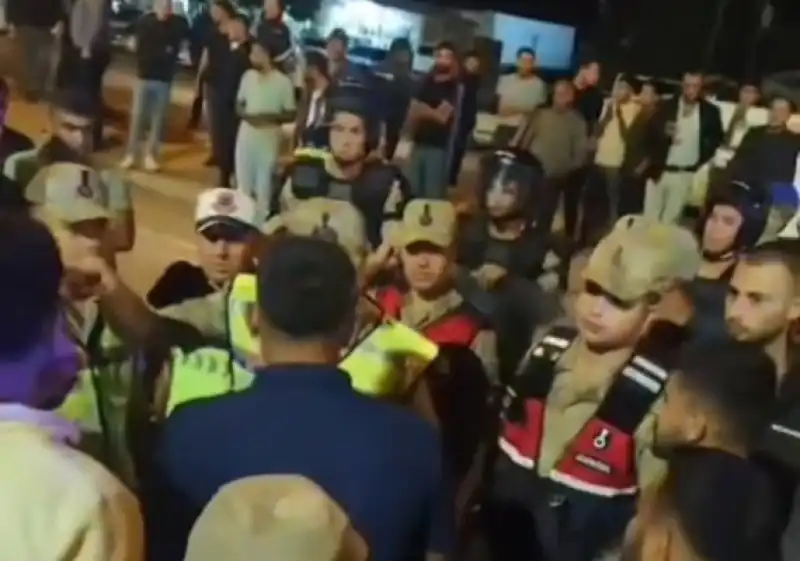 Cilvegözü Sınır Kapısında Tır Şoförlerinden Eylem