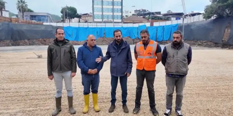 Yayladağı Kent Meydanı’nda Ilk Beton Döküldü