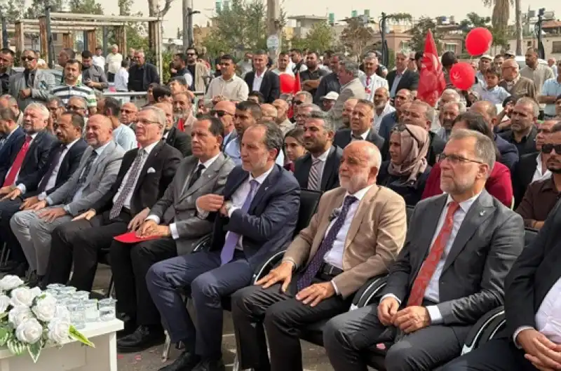 DR. Fatih Erbakan’ın Katılımıyla Reyhanlı Yeniden Refah Partisi Ilçe Binası Açıldı