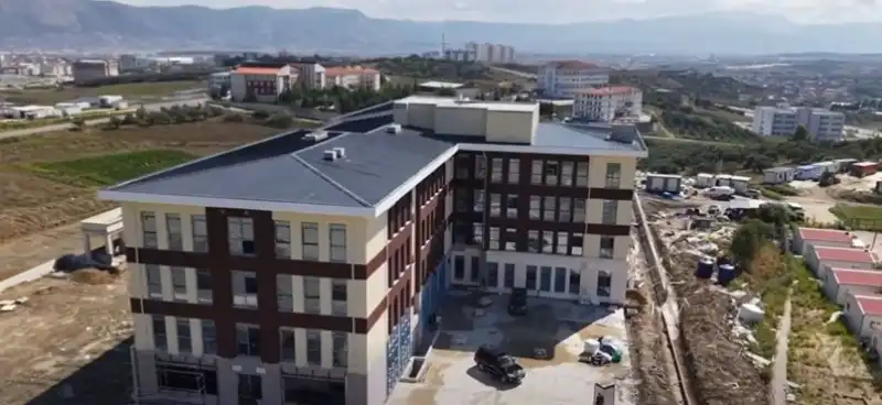 Vali Masatlı, Yapımı Süren 2 Yeni Hizmet Binasını İnceledi