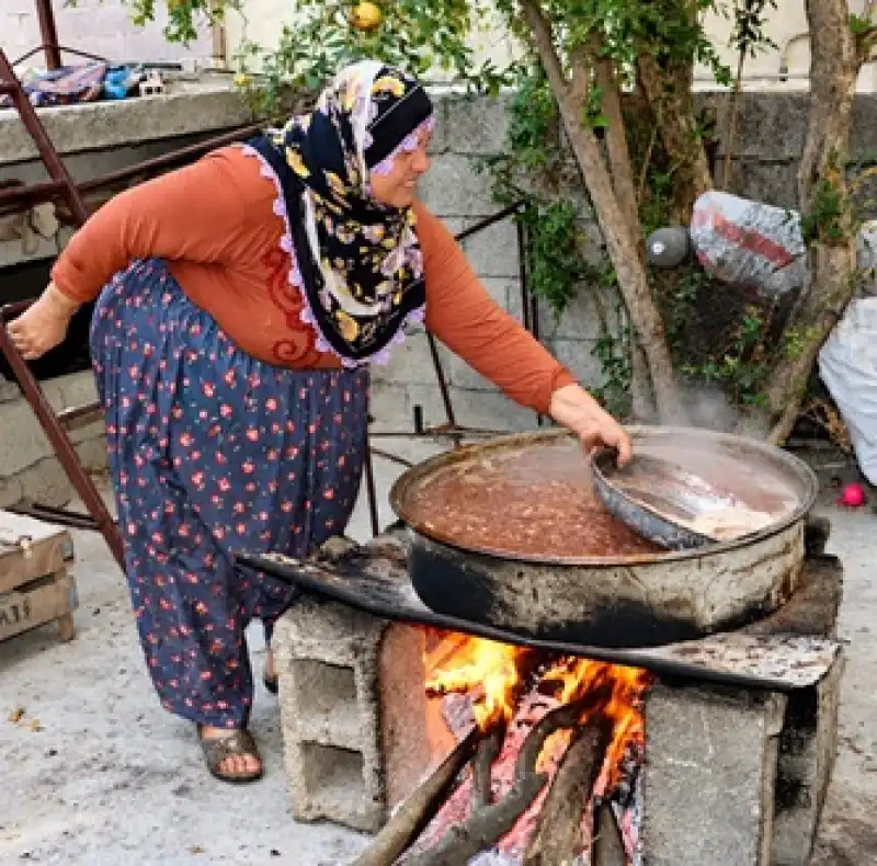 Narlar Kaynıyor, Emek Lezzete Dönüşüyor