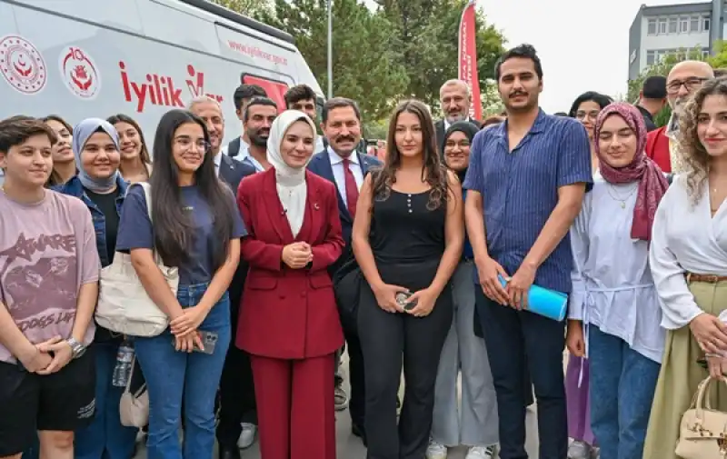 Bakan Göktaş, MKÜ’de Akademik Yıl Heyecanına Ortak Oldu